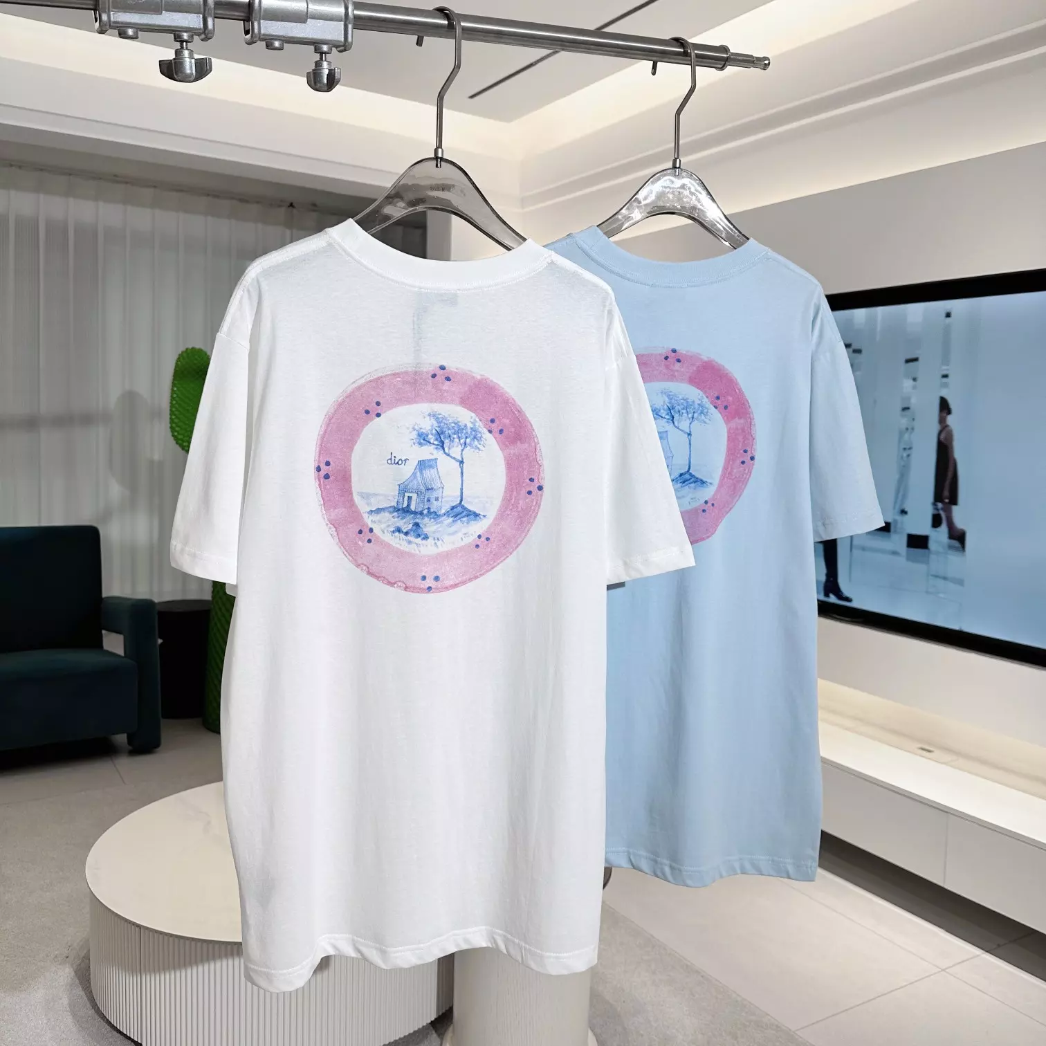 DI0R AND HYLTON NEL T-SHIRT, RELAXED FIT WHITE COTTON JERSEY – DOT054