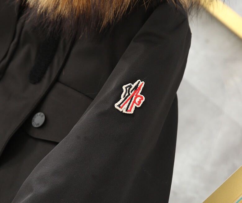 MONCLER COAT – MC128