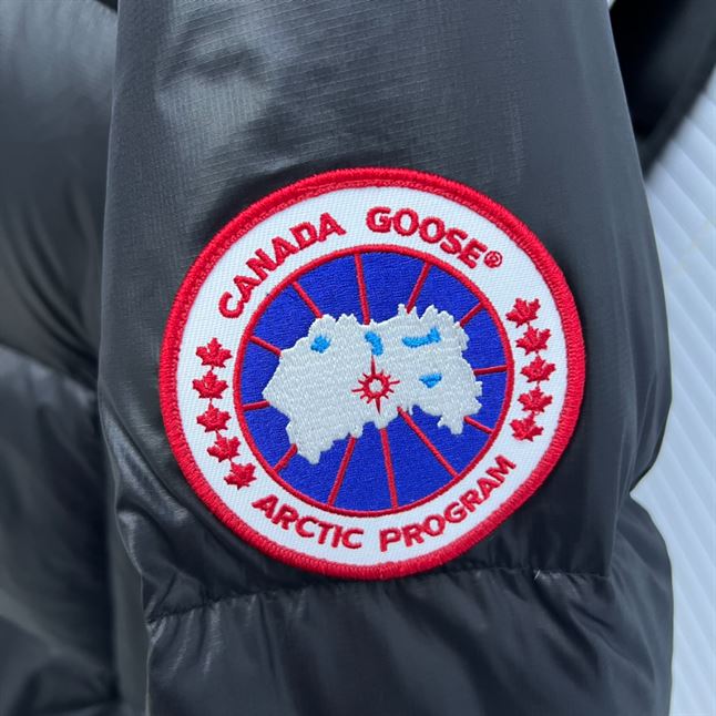 CANADA GOOSE CROFTON PUFFER JACKET – CN16