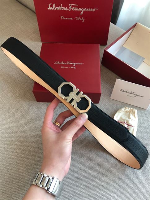 FERRAGAMO REVERSIBLE AND ADJUSTABLE GANCINI BELT – FB006