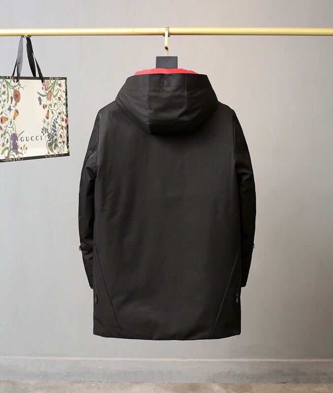 MONCLER COAT – MC136