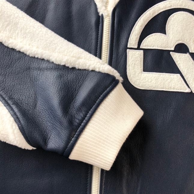 LOUIS VUITTON LEATHER MIX TEDDY – LVC036