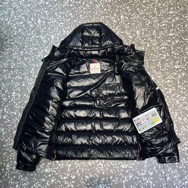 MONCLER BLACK DOWN SAULX PUFFER JACKET – MC025