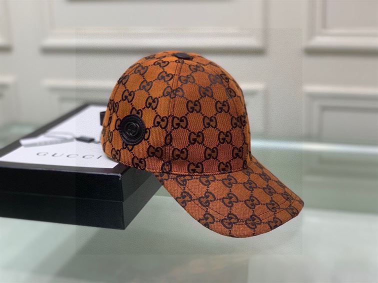 GUCCI GG CANVAS BASEBALL HAT – GH043