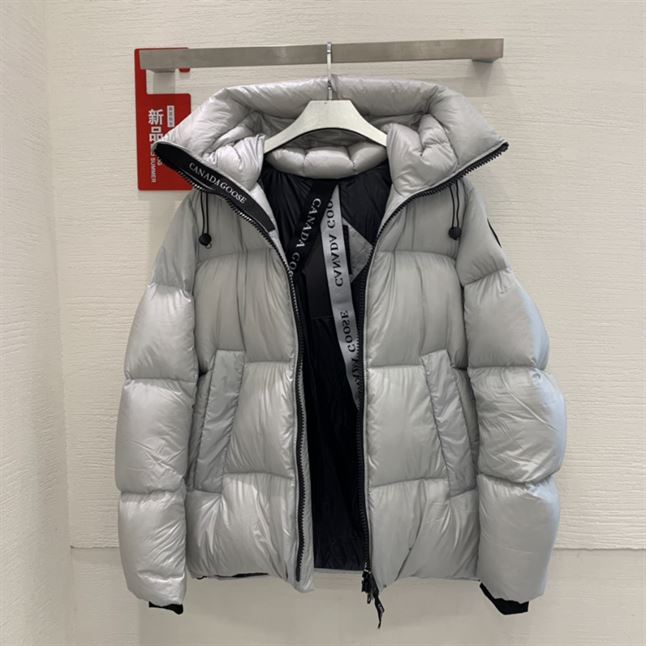 CANADA GOOSE CROFTON PUFFER BLACK LABEL – CN25