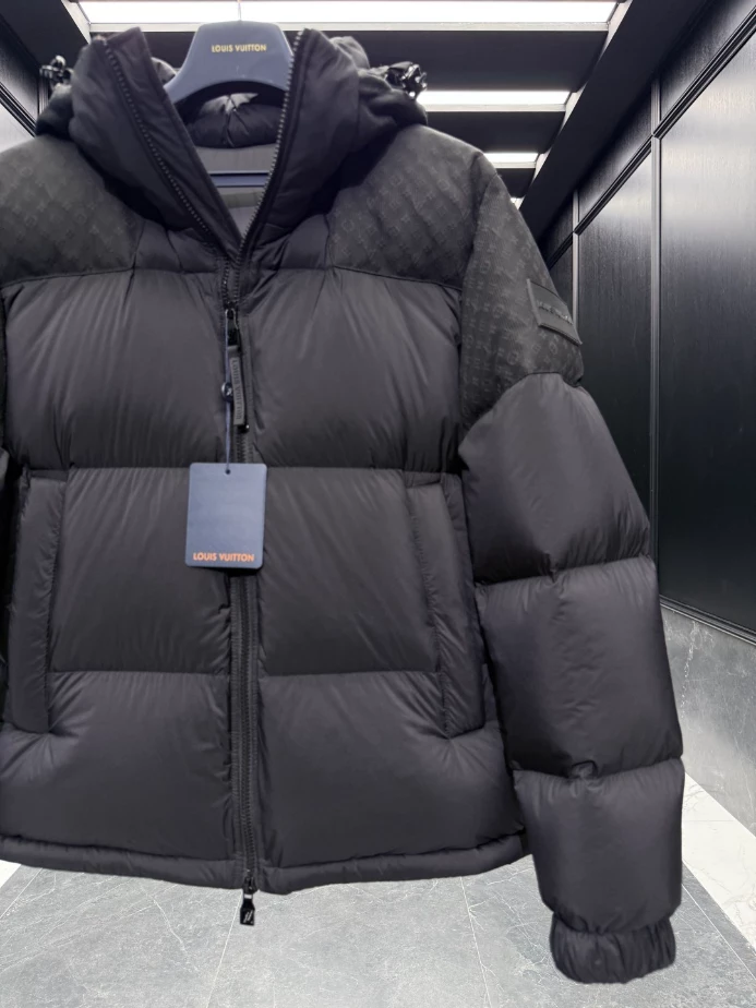 Louis Vuitton Coat – LVC55