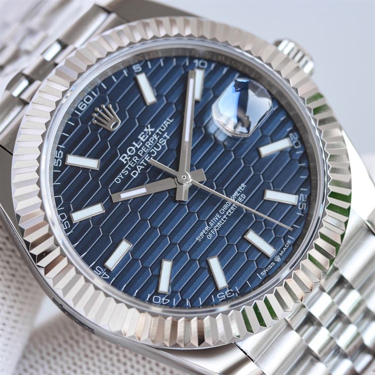 ROLEX OYSTER PERPETUAL DATEJUST – RL015