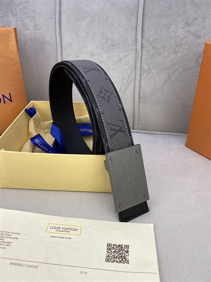 LOUIS VUITTON BELT – LBE078
