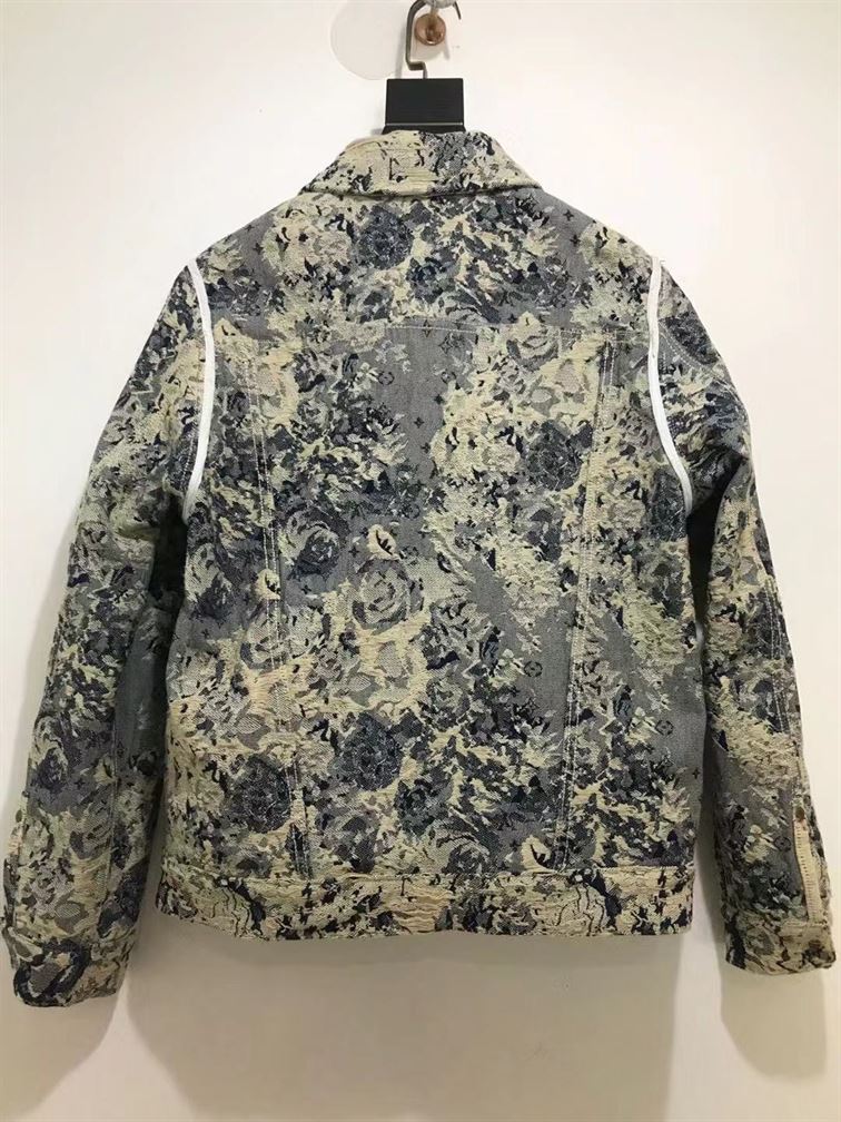 LOUIS VUITTON COAT – LVC024