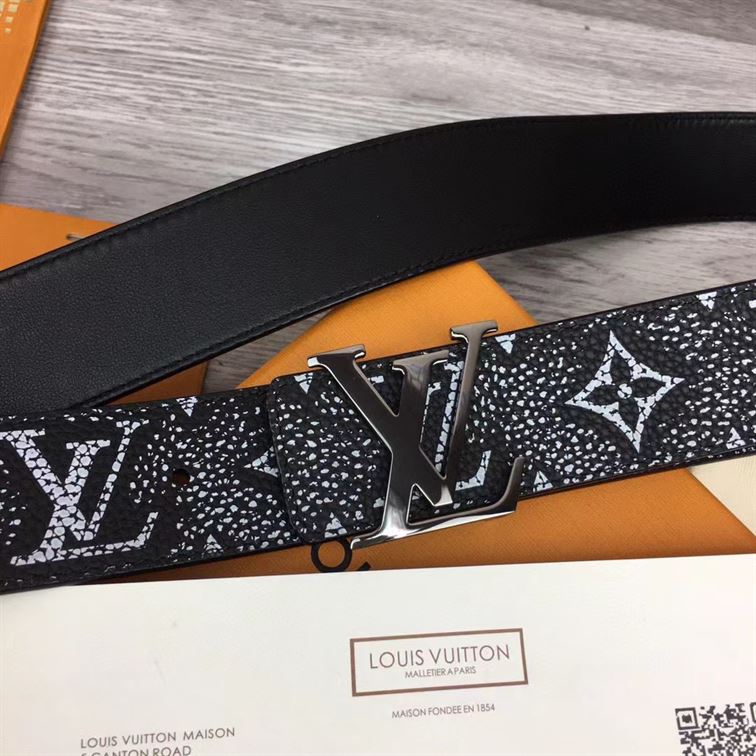 LOUIS VUITTON BELT – LBE033