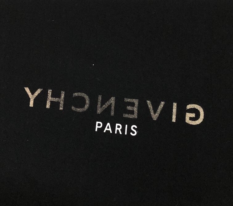 GIVENCHY REVERSE OVERSIZED T-SHIRT IN BLACK – GTS008