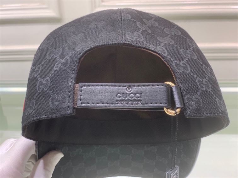 GUCCI GG CANVAS BASEBALL HAT – GH111