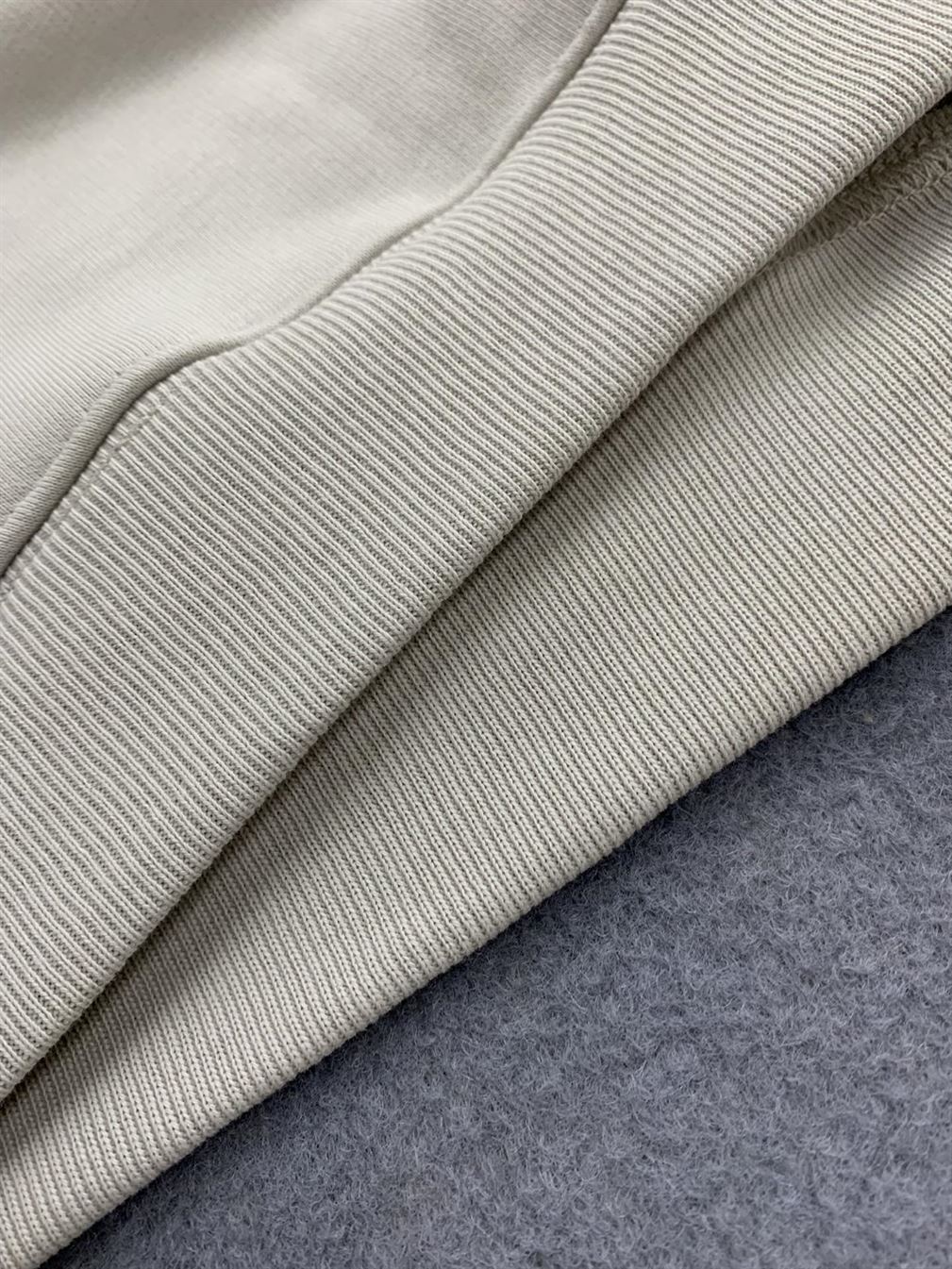 BALENCIAGA HOODIE – BH017