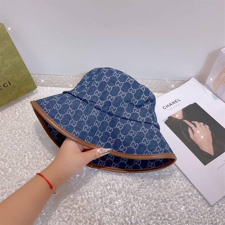 GUCCI GG CANVAS BUCKET HAT – GH040