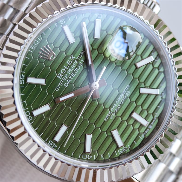 ROLEX OYSTER PERPETUAL DATEJUST – RL016