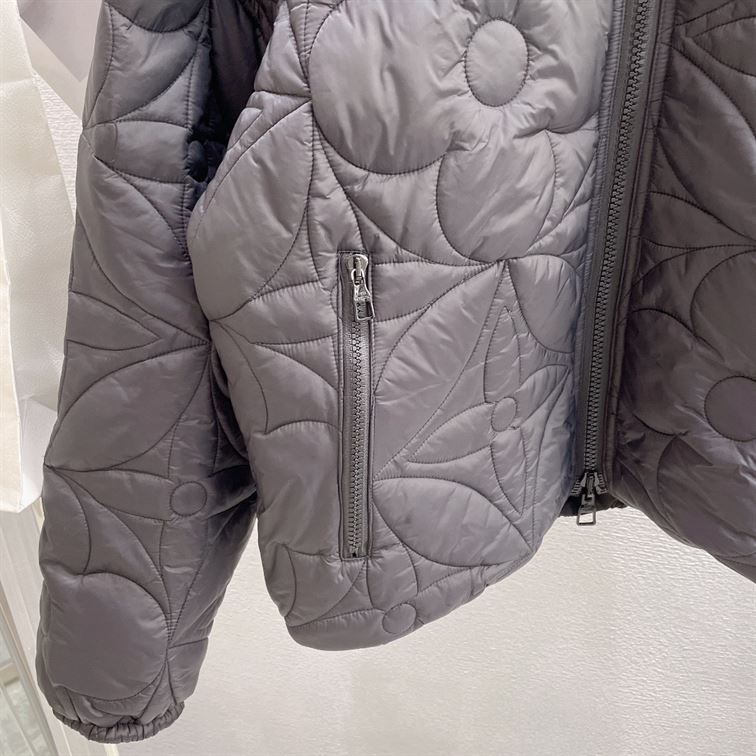 LOUIS VUITTON REVERSIBLE MONOGRAM PUFFER JACKET – LVC016