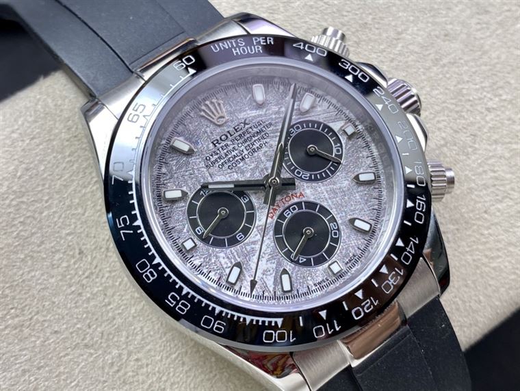 ROLEX OYSTER PERPETUAL SUPERLATIVE CHRONOMETER OFFICIALLY CERTIFIED – RL006