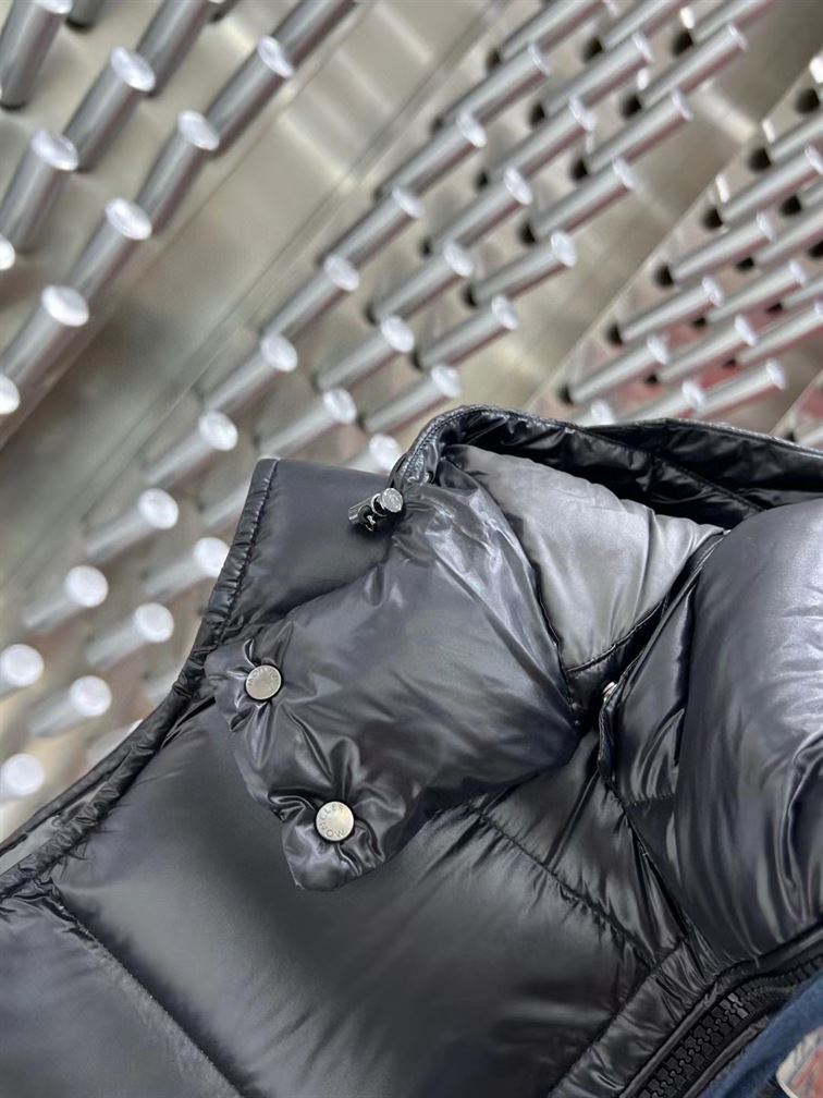 MONCLER DOWN GILET – MC133