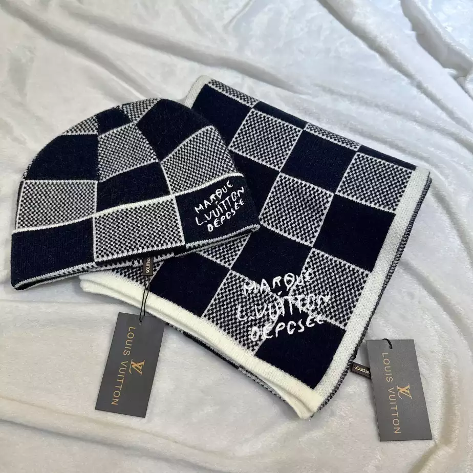 Louis Vuitton Scarf & Beanie Set – LVC021