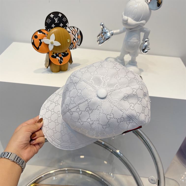 GUCCI ORIGINAL GG CANVAS BASEBALL HAT WITH WEB – GH143