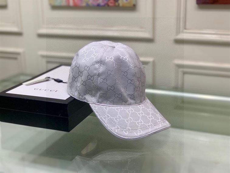 GUCCI GG CANVAS BASEBALL HAT – GH046
