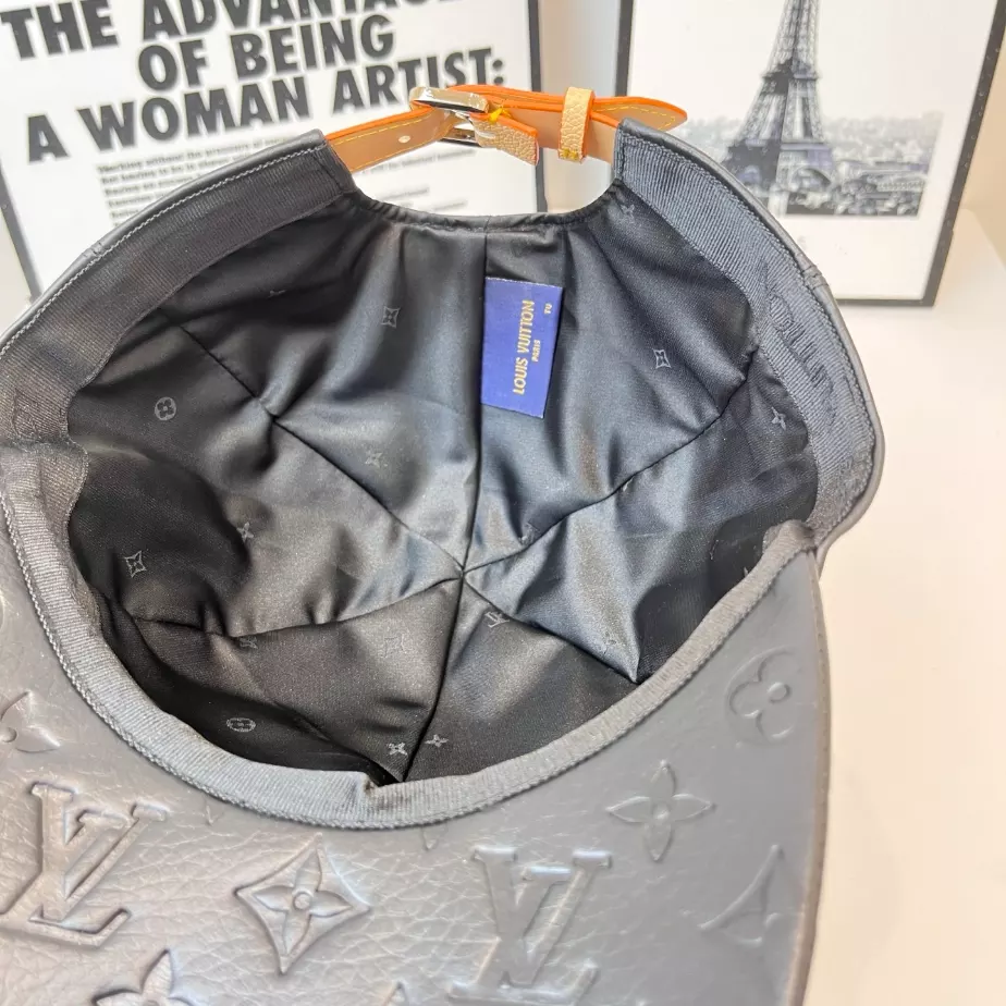 Louis Vuitton Caps – LVC029