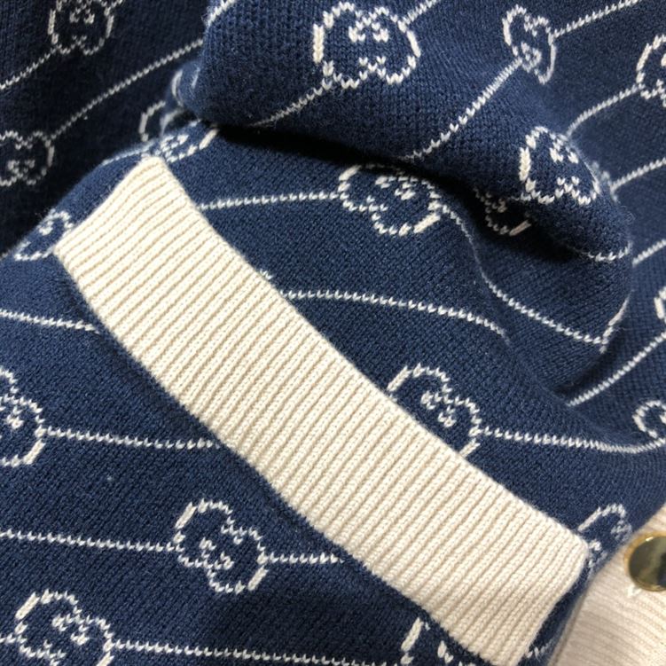 GUCCI NAVY & OFF-WHITE GG JACQUARD CARDIGAN – GCJ003