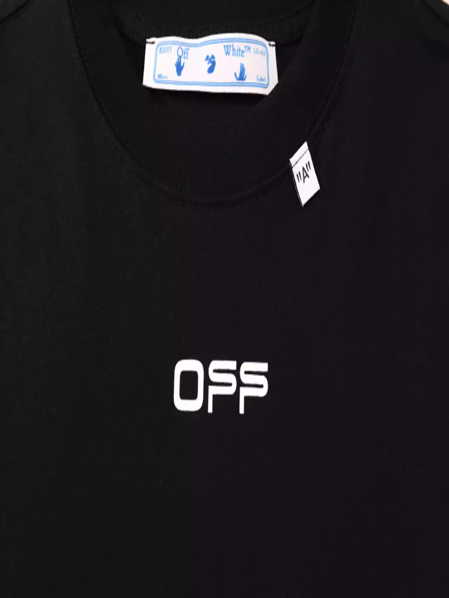 OFF-WHITE Caravaggio Arrow Short Sleeve Tee in Black & Multi – OWS003