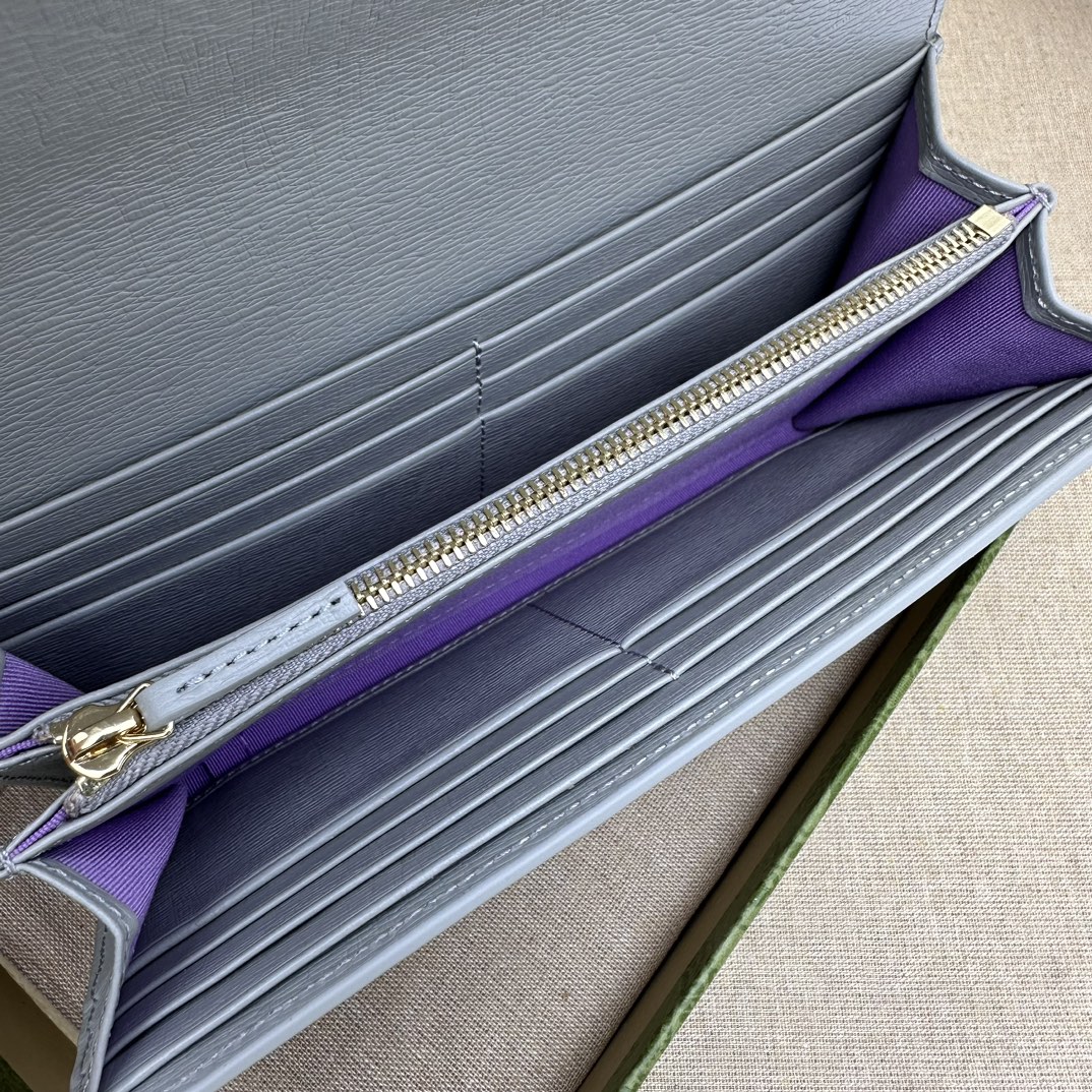 CONTINENTAL WALLET WITH SCRIPT LEATHER IN LIGHT GREY- WLG037