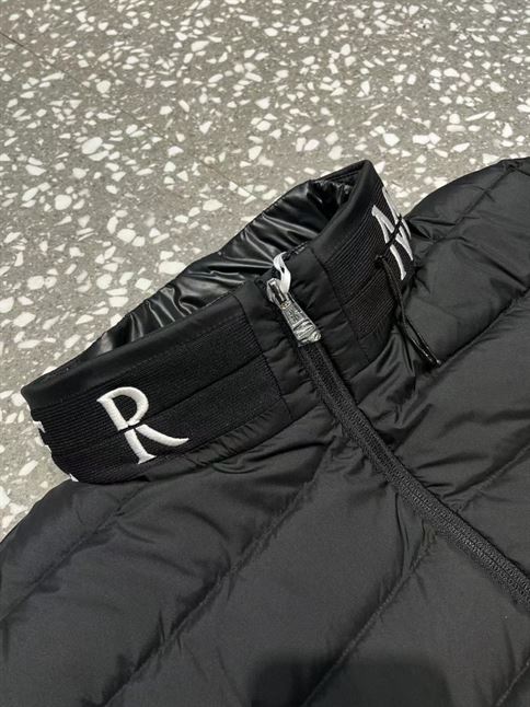 MONCLER JACKETS – MC047