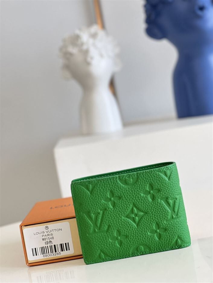 LOUIS VUITTON MULTIPLE WALLET IN GREEN – WLV035