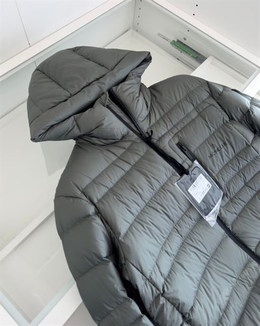 MONCLER JACKETS – MC085