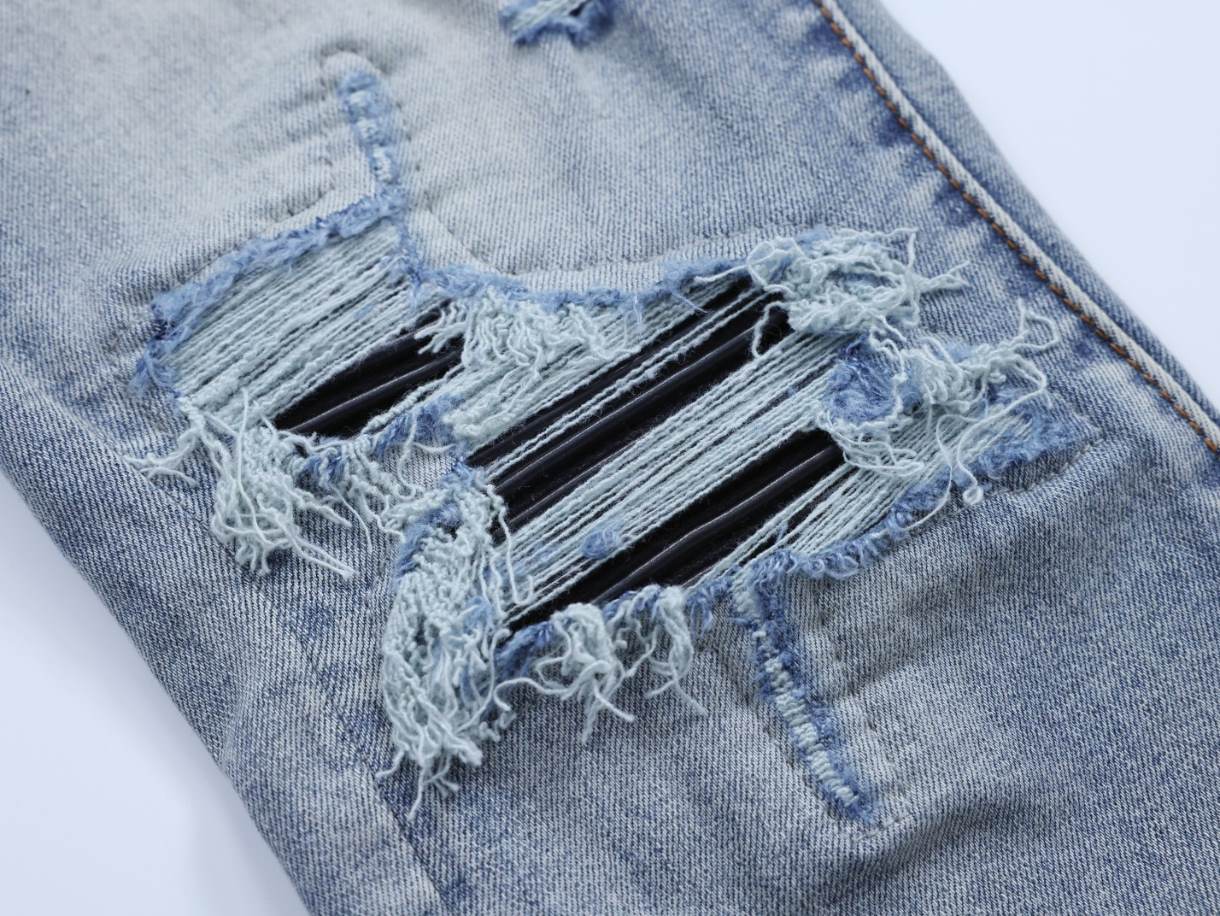Amiri Distressed Blue Rip Jeans – AMIJ046