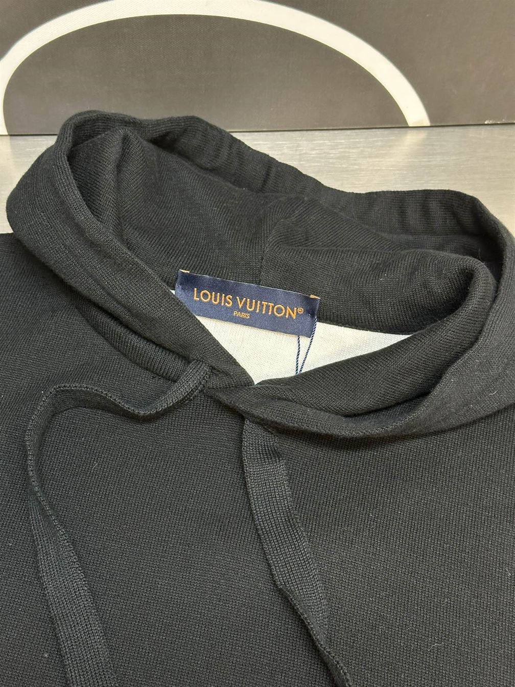 LOUIS VUITTON GRADIENT COTTON HOODIE – LH070