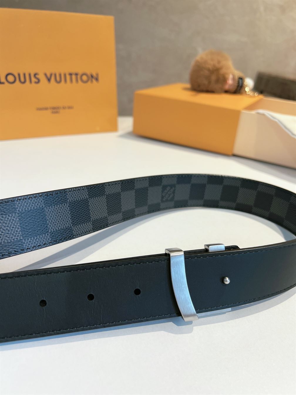 LV INITIALES 35MM REVERSIBLE BELT – LBE012