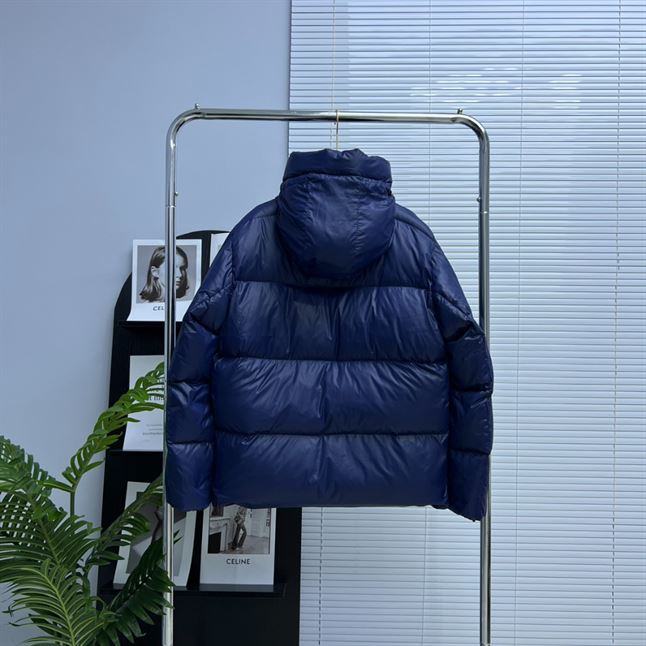 CANADA GOOSE CROFTON PUFFER JACKET – CN19