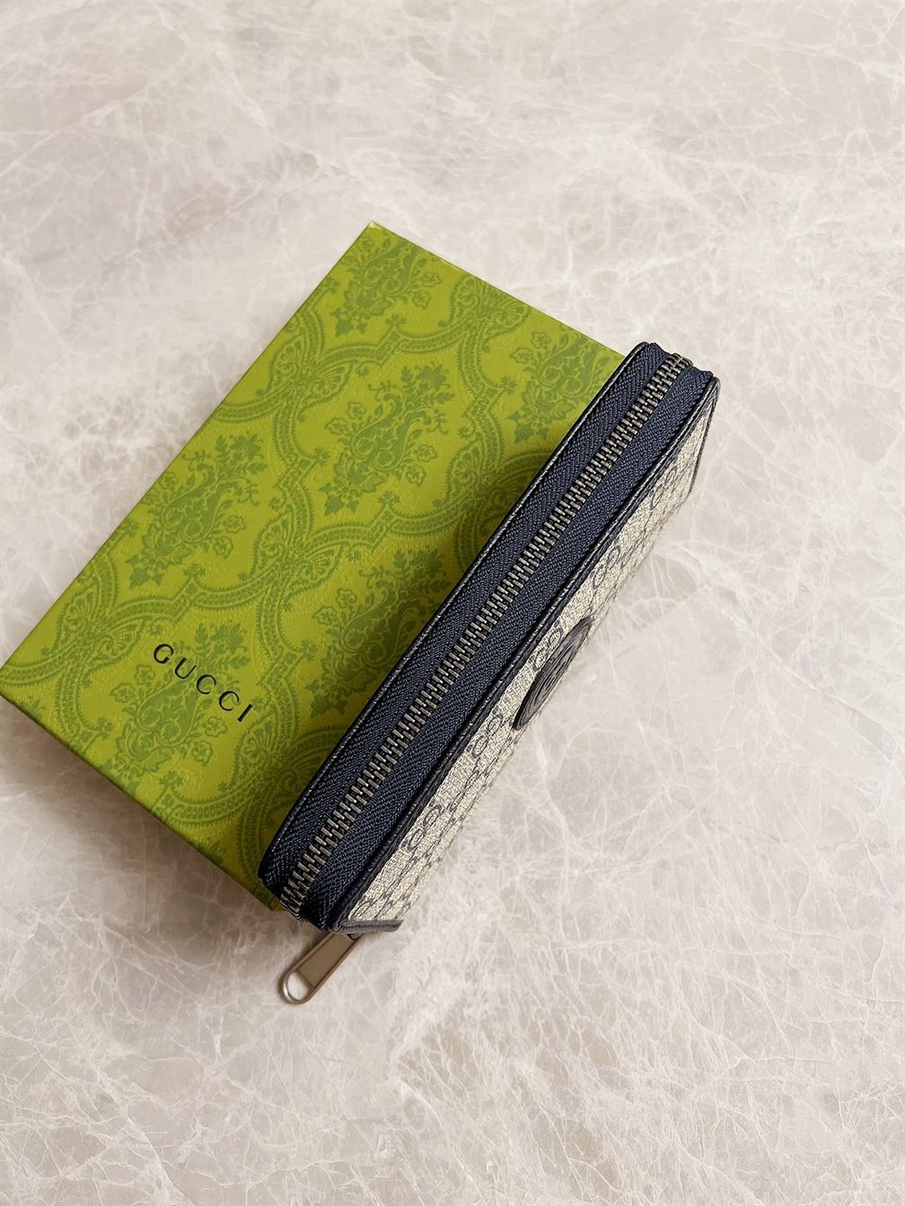 GUCCI ZIP AROUND WALLET WITH INTERLOCKING G – WLG011