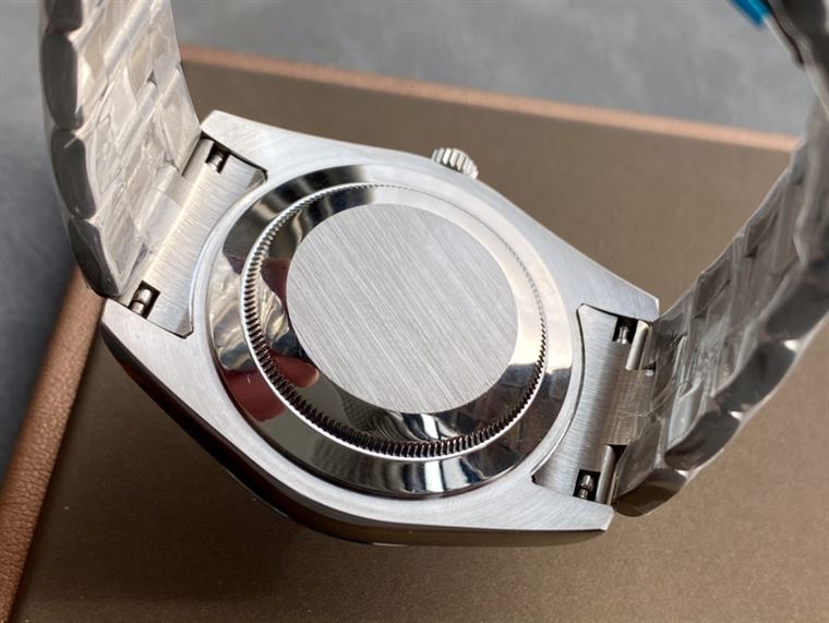 ROLEX OYSTER PERPETUAL 41MM – RL005