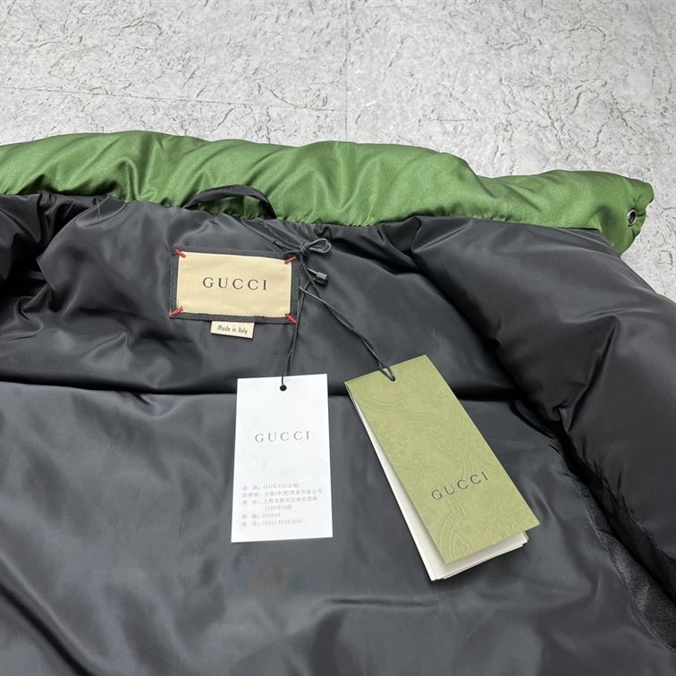 GUCCI WEB STRIPE PADDED DOWN GILET – GCJ026