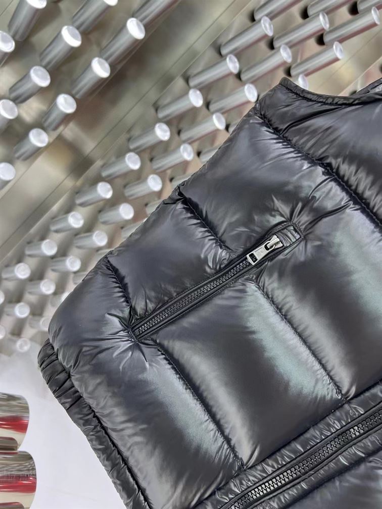 MONCLER DOWN GILET – MC133
