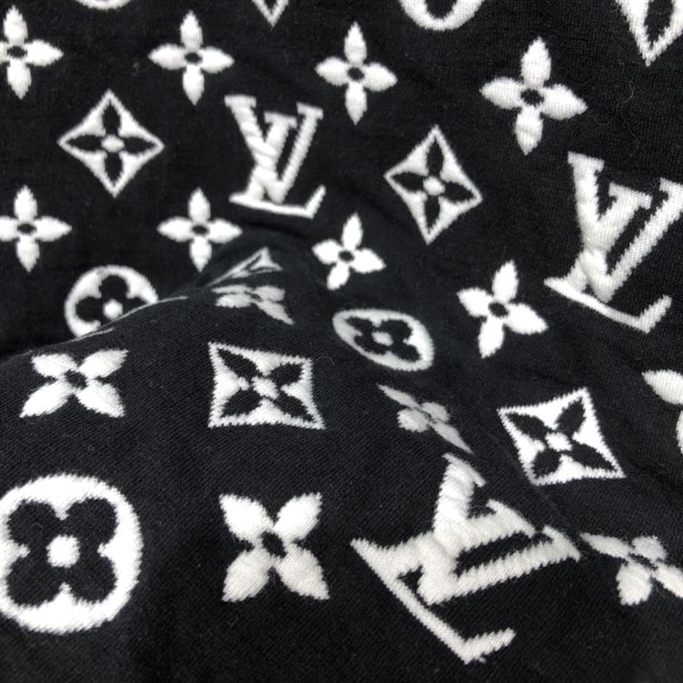 LOUIS VUITTON MONOGRAM BLACK & WHITE SWEATSHIRT – LVH007