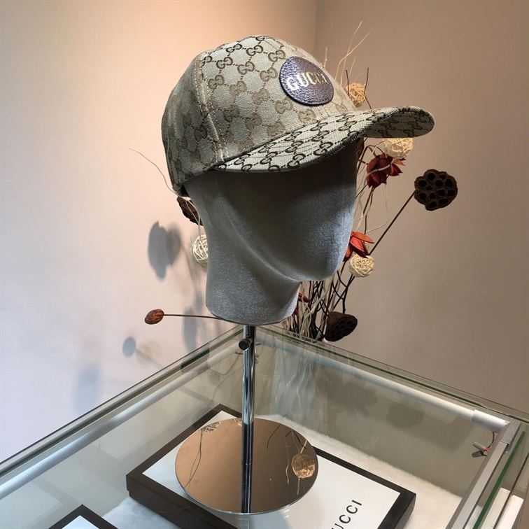GUCCI GG CANVAS BASEBALL HAT – GH102