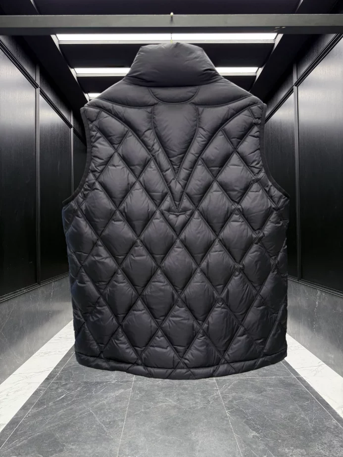 Louis Vuitton Coat – LVC56