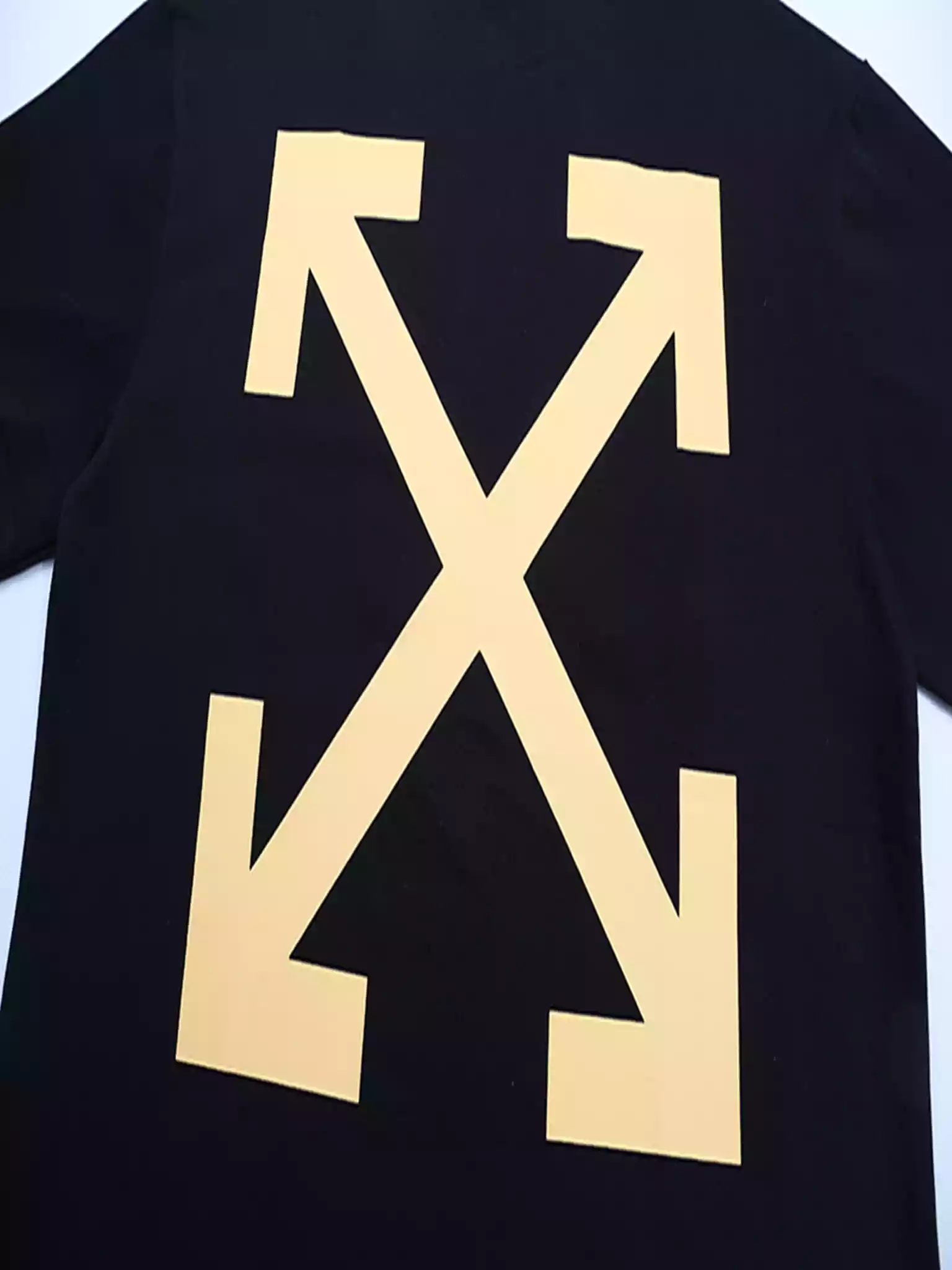 Off White Arrow Carav Slim Tee – OWS014