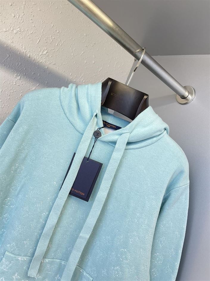 LOUIS VUITTON MONOGRAM GRADIENT HOODIE – LVH040