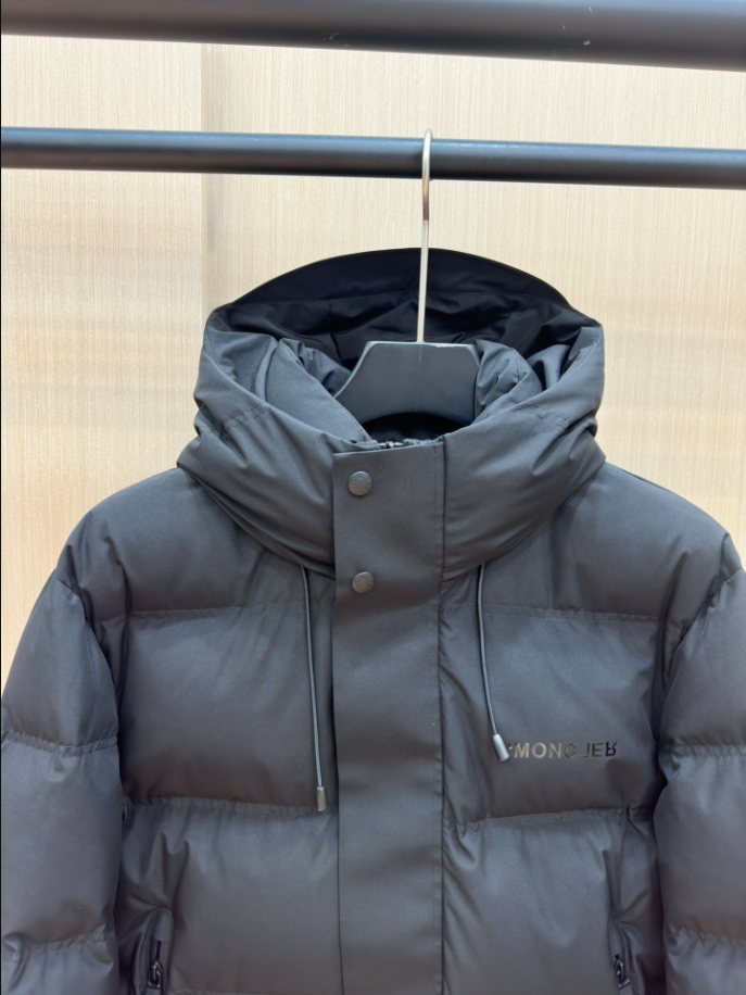 MONCLER Puff Black Hooded Coat – MC142