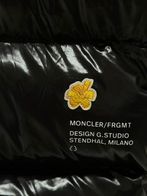 MONCLER ANTHEMIOCK SHORT DOWN JACKET – MC044