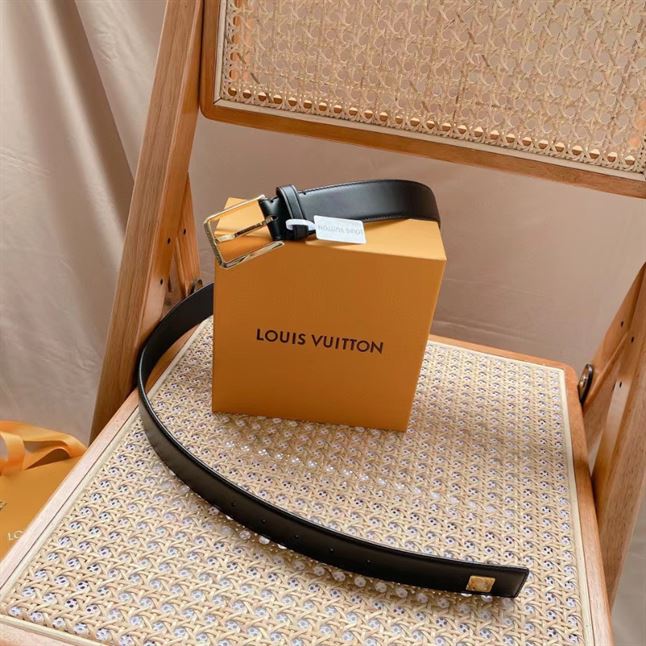 LOUIS VUITTON BELT – LBE063