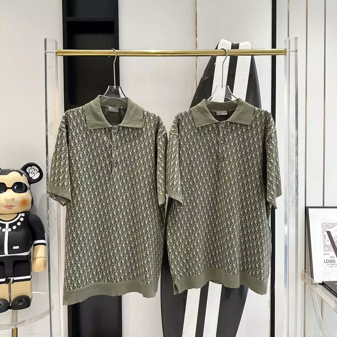 DI0R OBLIQUE POLO SHIRT KHAKI COTTON JACQUARD – DOT059