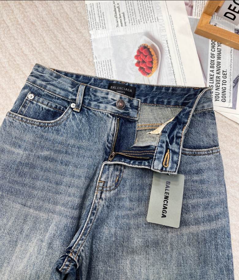 Balenciaga Denim Baggy Blue Jeans – BAJ001